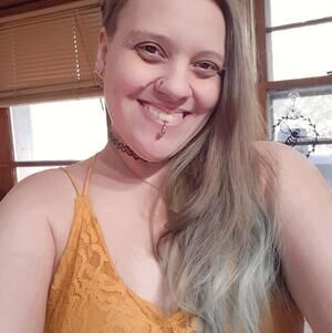 Meet your Posher, Ash